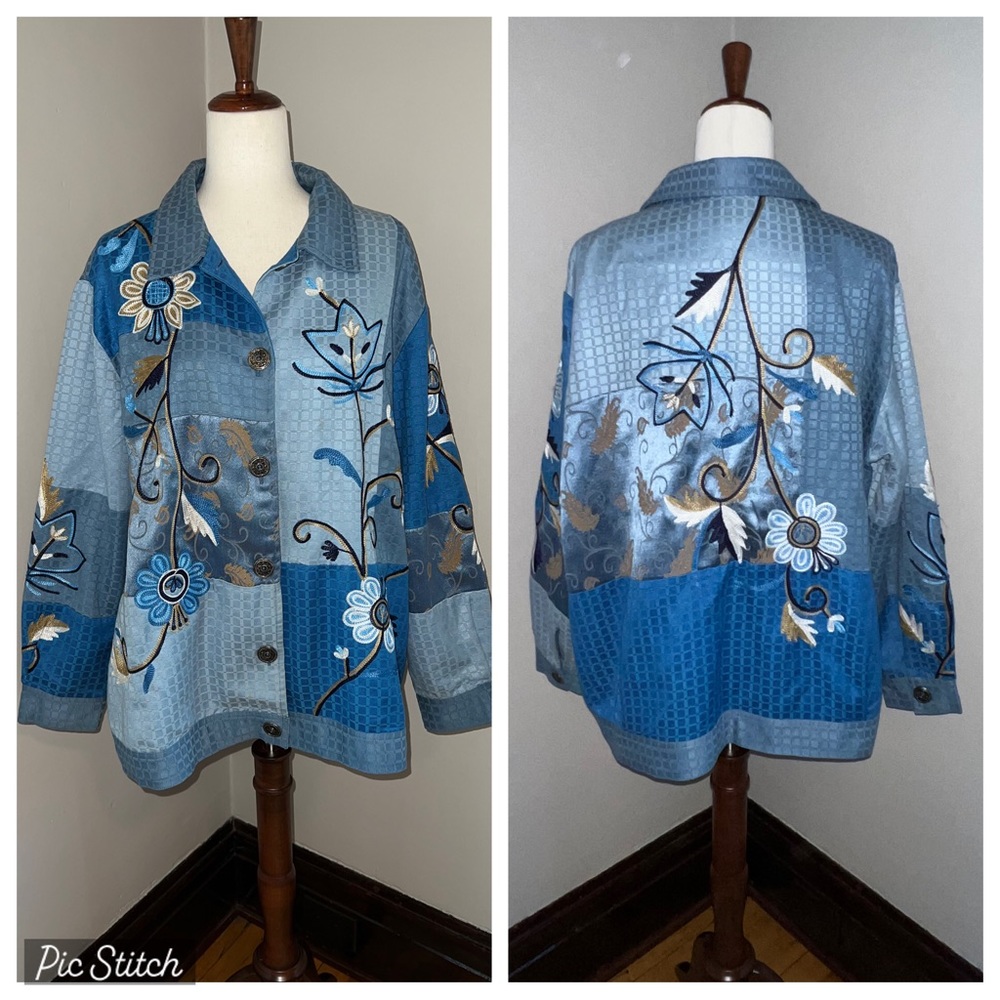 Adorable Indigo Moon Embroidered Jacket💕